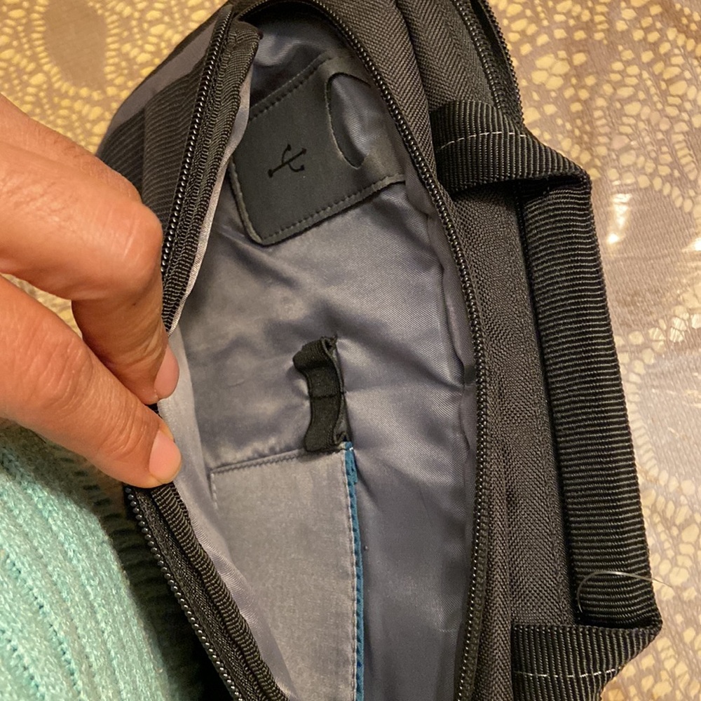 Tablet Case Logic - Picture 3 of 5